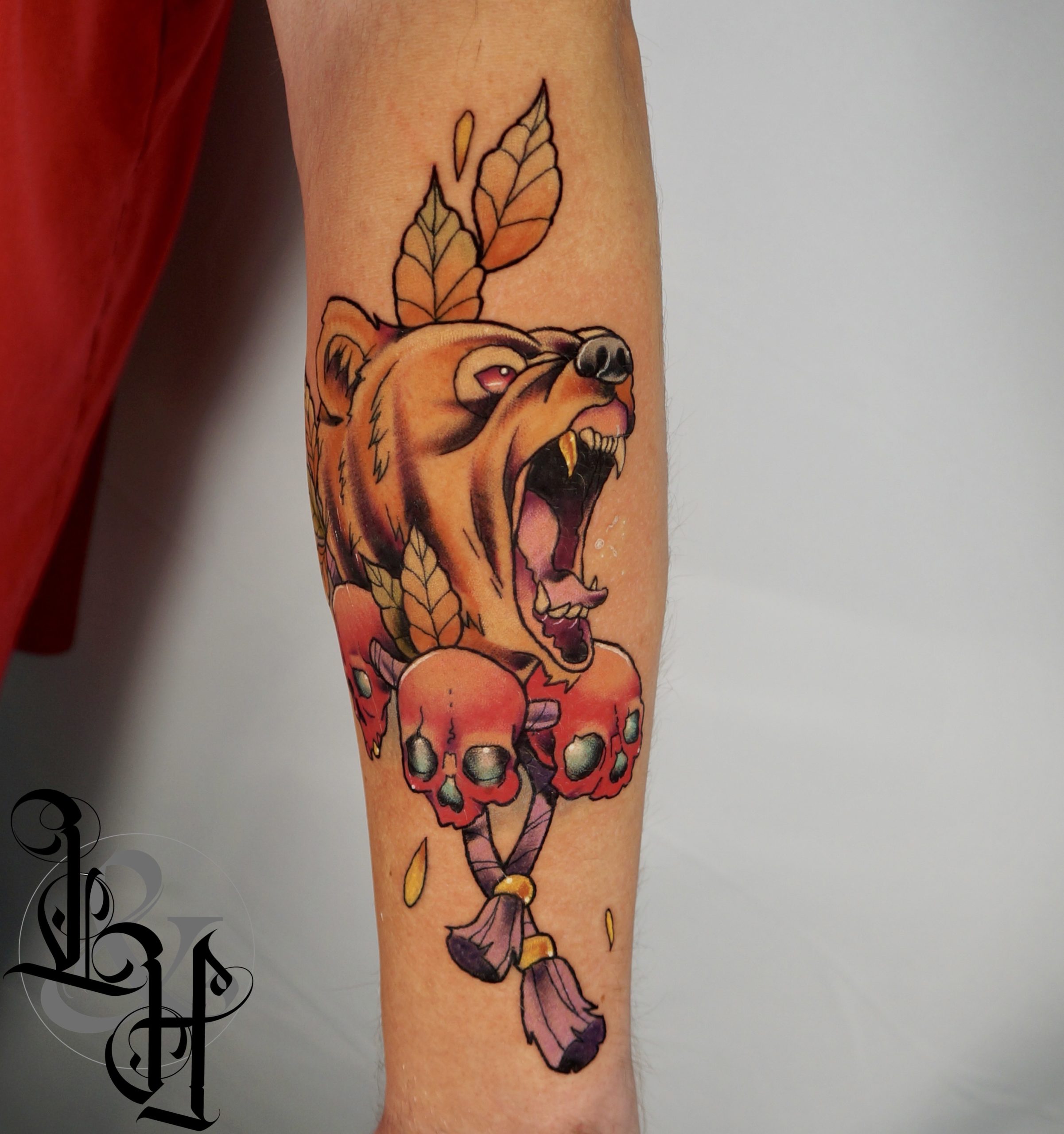 Color Neotraditional Growling Bear Tattoo - Love n Hate